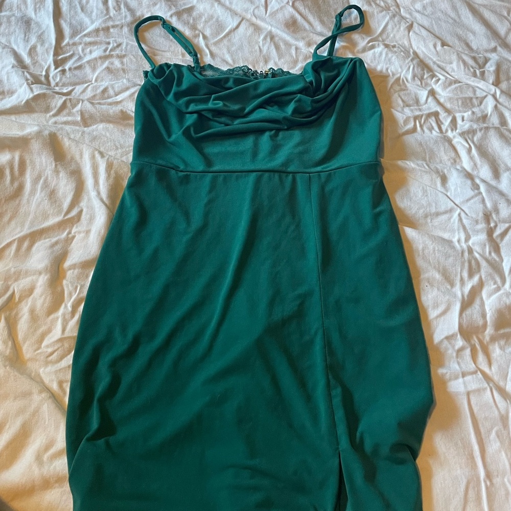 Elegant Green Sleeveless Dress